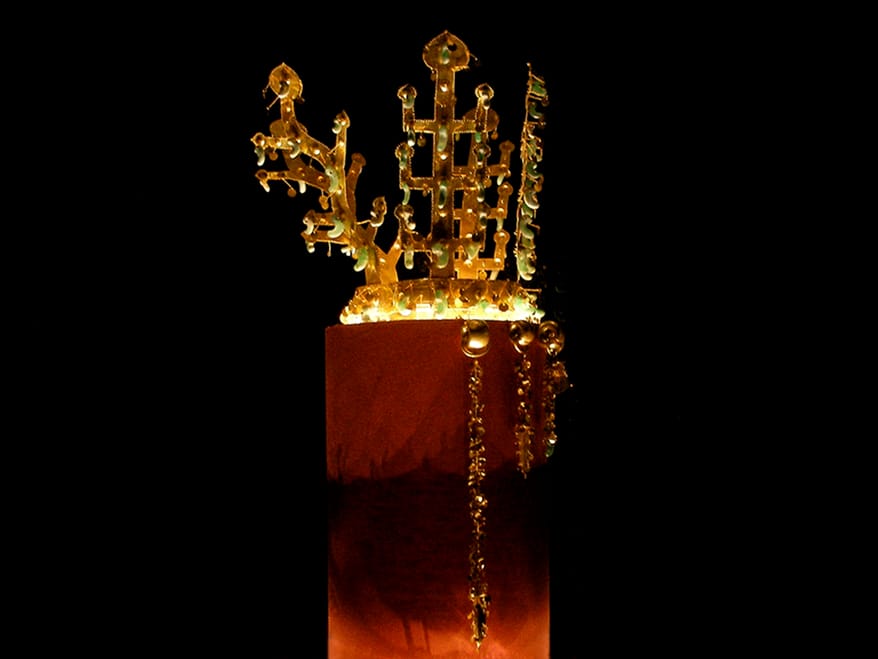 Couronne d'or de Silla (tombe Hwangnamdaechong)